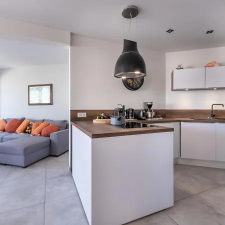 Le Nirvana-3 By Interhome