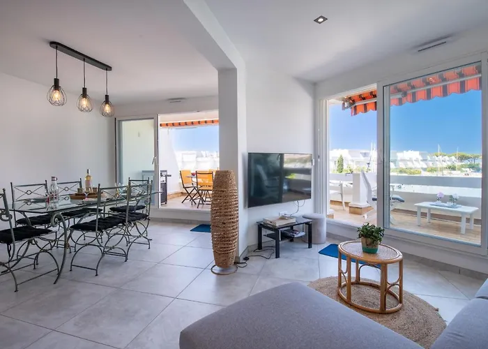 Appartement Le Nirvana-3 By Interhome Le Grau-du-Roi